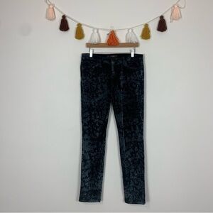 Joe’s Velvet Solar Black The Skinny Jeans Size 31